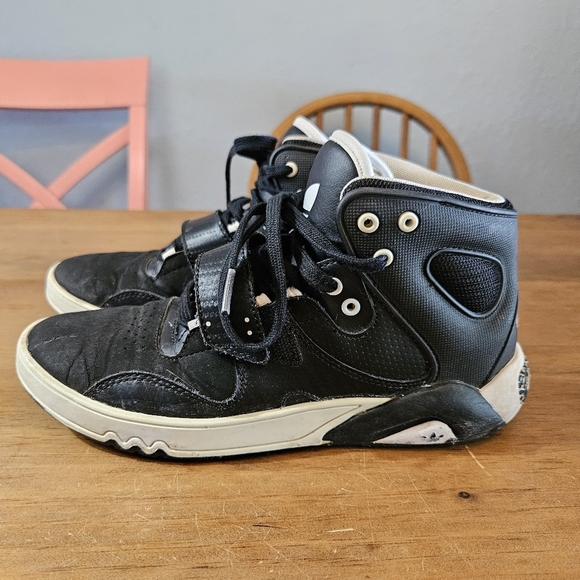 Adidas Boys Mid Black White G65737 Boys Size 5 - Picture 4 of 10